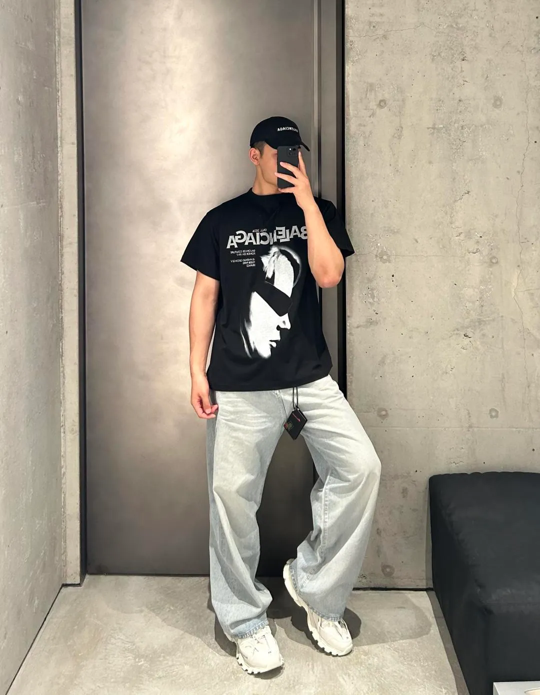 26070